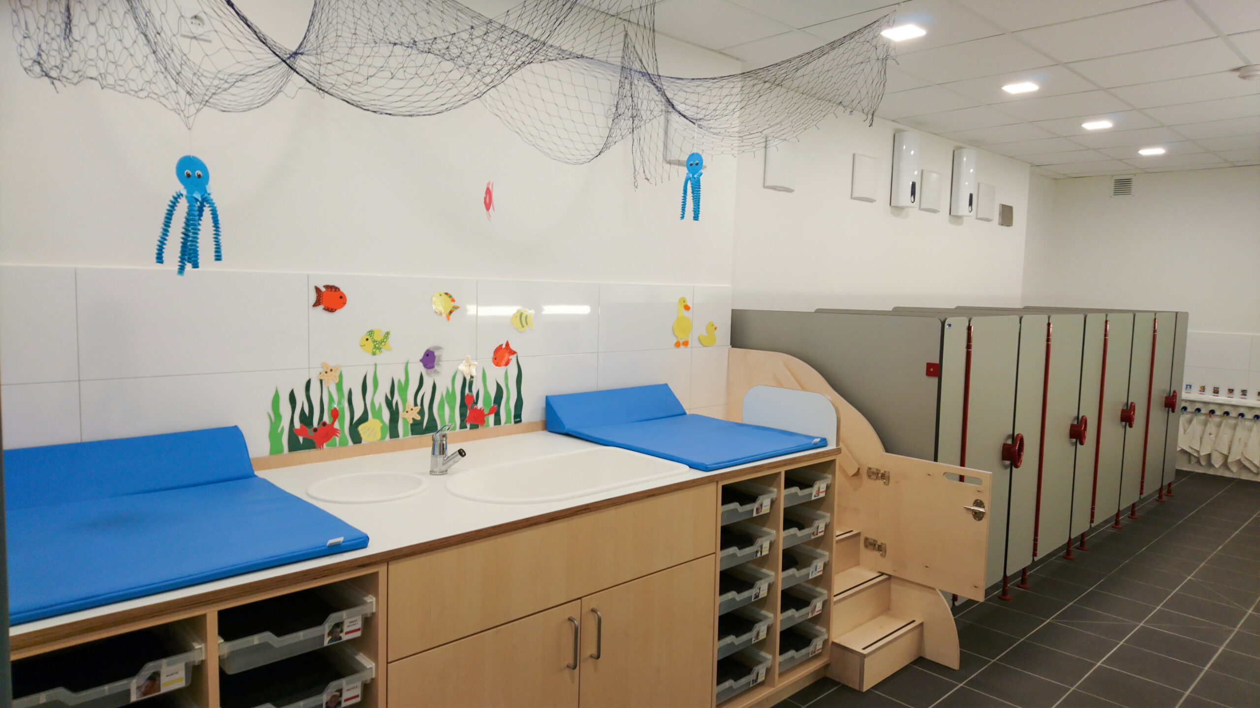 Waschraum / Wickelkommode